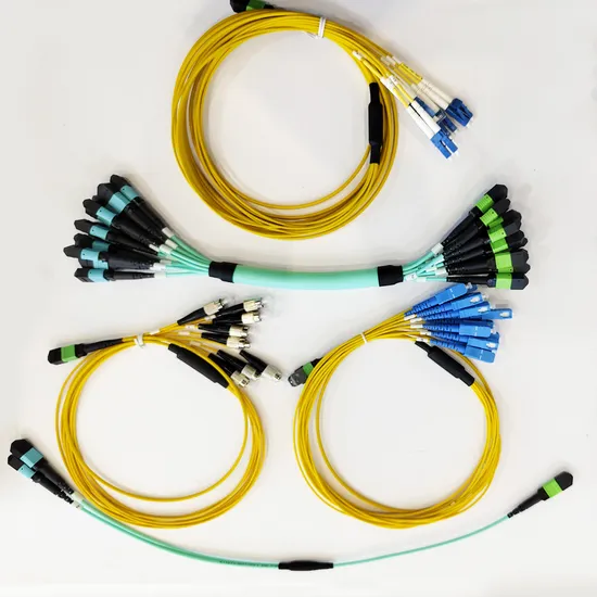 通信ネットワーク用光ファイバーMTP/MPOブレイクアウトケーブル
