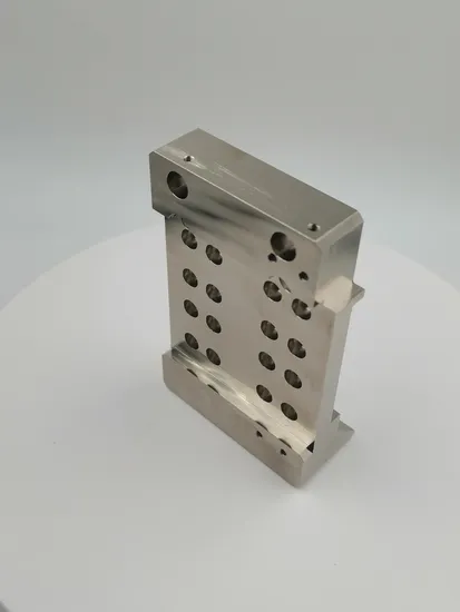 OEM自動車用トランスミッションバルブボディおよびトランスミッションコントロールモジュールソレノイドCNC加工部品の卸売